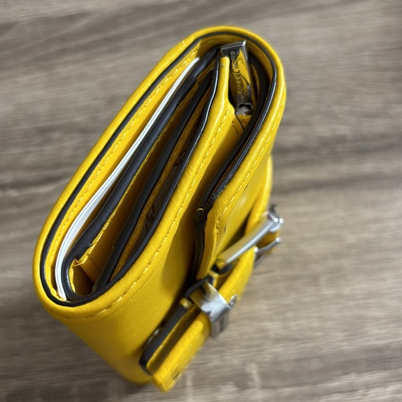 MK Colby Leather Wallet NWT - Picture 4 of 7